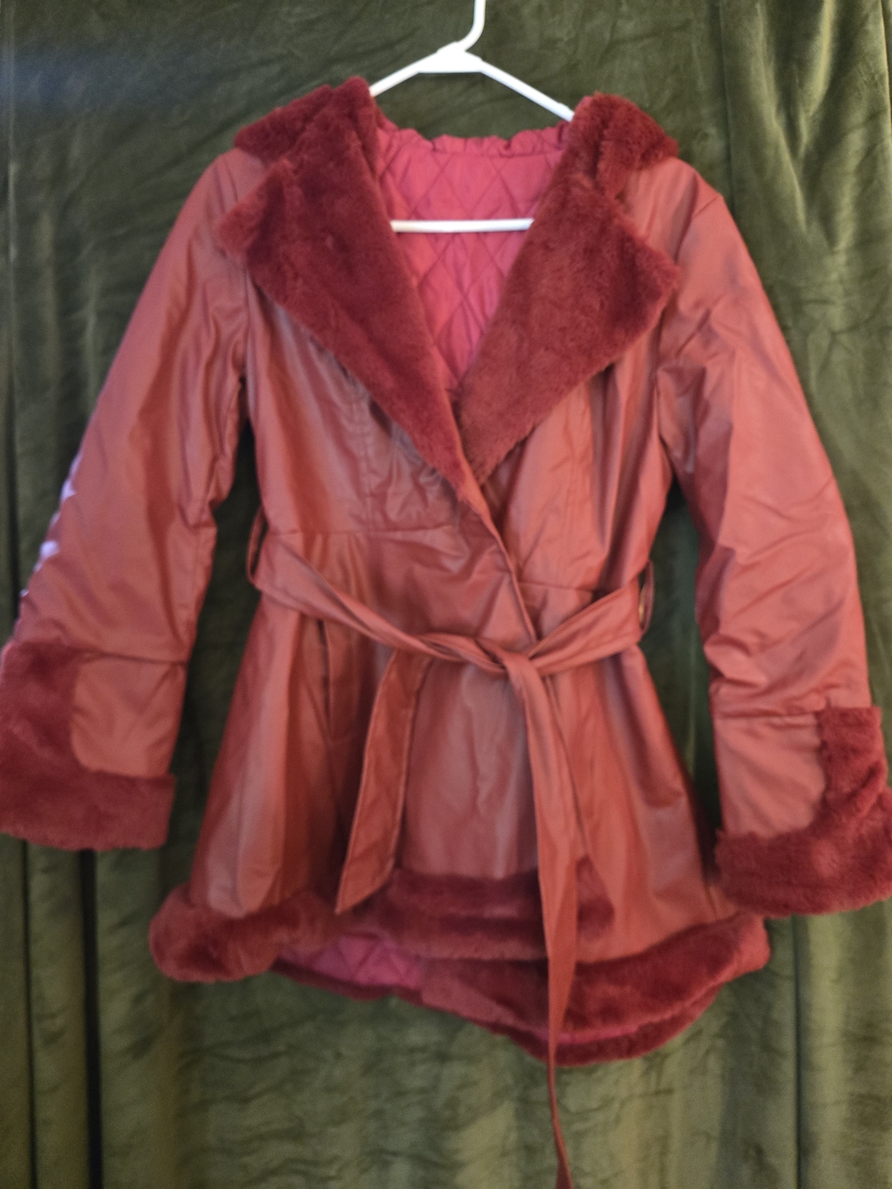 Retro STAGE Faux-Fur Trim Red Trench Coat